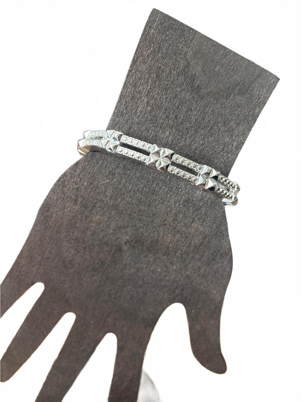 K001 NWOT Bomb Party Rhodium-dipped stretchy Bracelet
